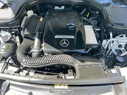 Used 2018 Mercedes-Benz GLC 300 4MATIC Coupe image 33