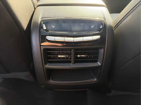 Used 2025 Cadillac XT5 Premium Luxury image 21