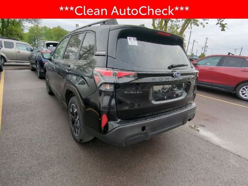 Used 2025 Subaru Forester Premium AWD/4WD image 4