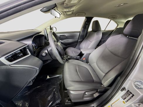Used 2022 Toyota Corolla LE image 21