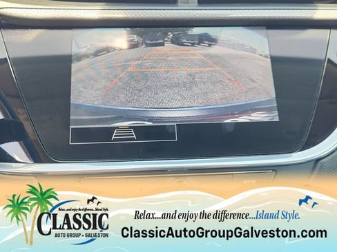 Used 2023 Buick Encore GX Essence w/ Experience Buick Package FWD image 17