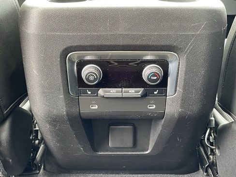 Used 2021 Chevrolet Tahoe Z71 w/ Z71 Signature Package image 40