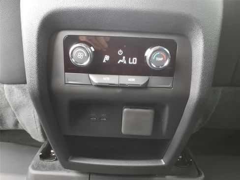 New 2026 Chevrolet Traverse LT w/ Midnight/Sport Edition image 14