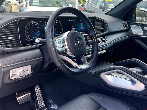 Used 2023 Mercedes-Benz GLS 450 4MATIC image 17