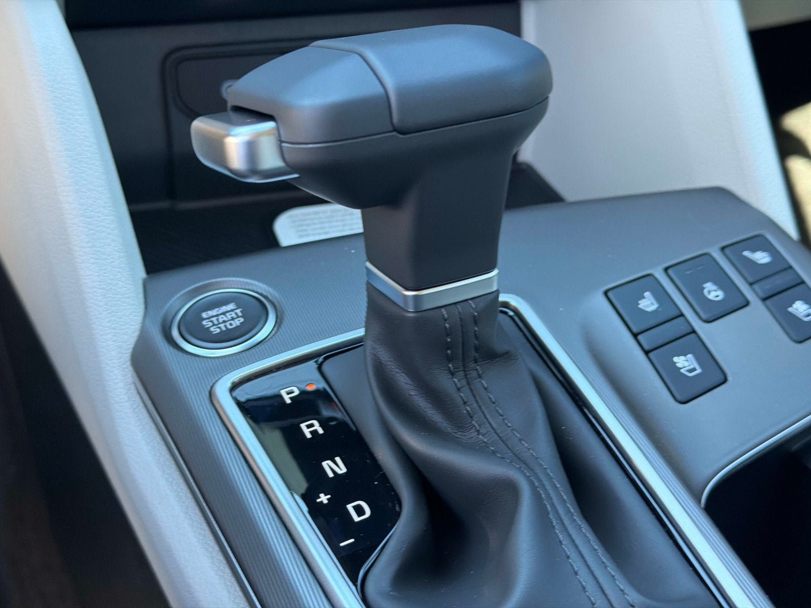New 2026 Kia Sportage SX FWD image 26