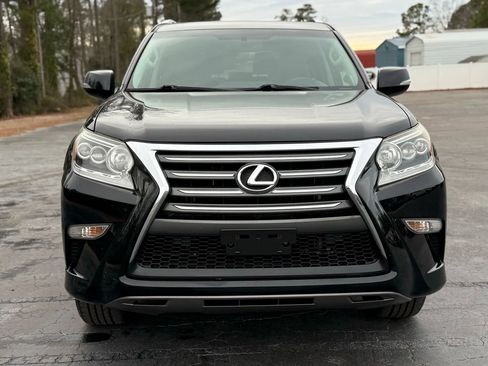 Used 2015 Lexus GX 460 w/ Navigation Package image 4