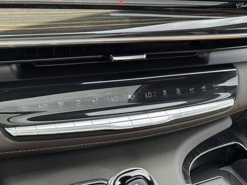 Used 2024 Cadillac Escalade Premium Luxury w/ LPO, Floor Liner Package AWD/4WD image 23