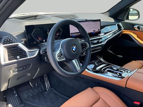 Used 2026 BMW X5 sDrive40i w/ M Sport Package RWD image 17