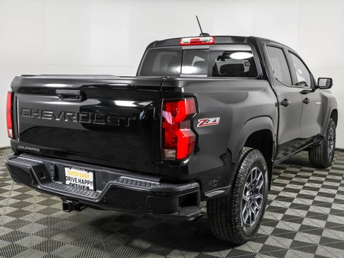 Used 2025 Chevrolet Colorado Z71 AWD/4WD image 15