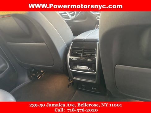 Used 2021 BMW X7 xDrive40i w/ Parking Assistance Package image 19