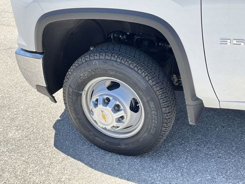 New 2025 Chevrolet Silverado 3500 W/T w/ WT Convenience Package image 28