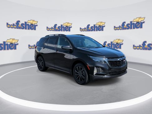 Certified 2022 Chevrolet Equinox RS AWD/4WD image 2