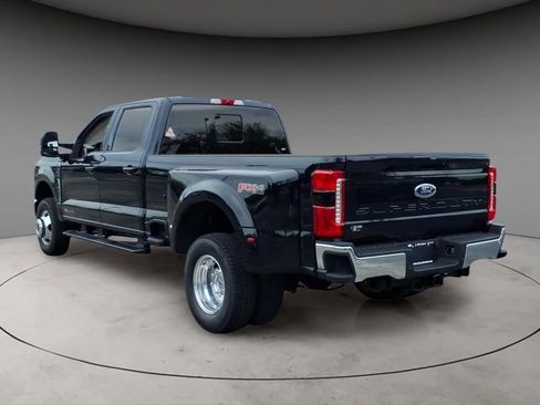 New 2026 Ford F350 XLT w/ XLT Premium Package AWD/4WD image 3
