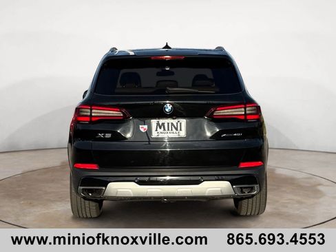 Used 2022 BMW X5 xDrive40i w/ Premium Package image 4