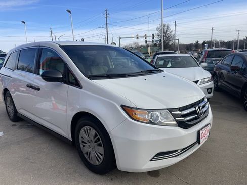 Used 2015 Honda Odyssey LX image 6