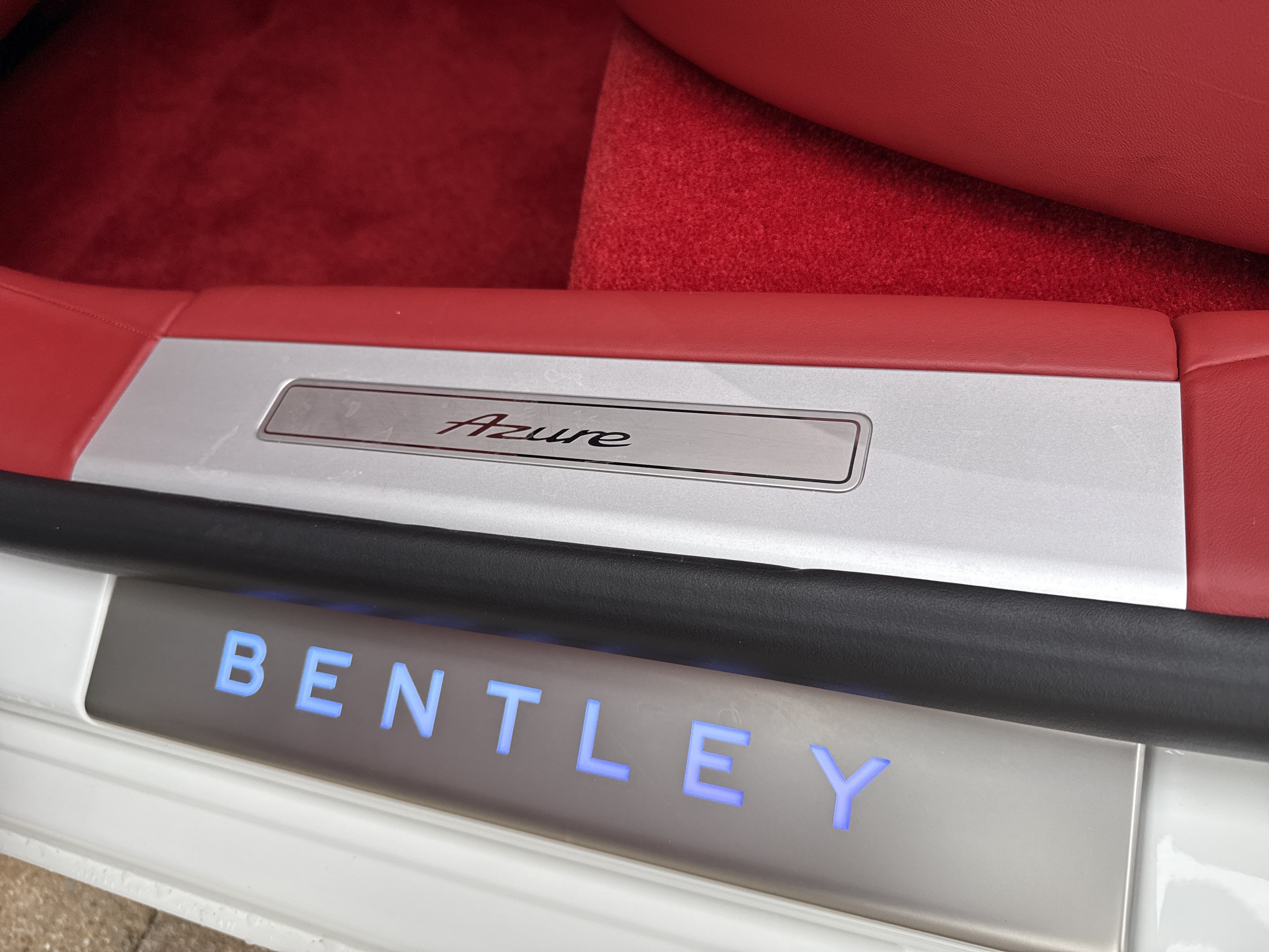 Used 2023 Bentley Flying Spur Azure AWD/4WD image 35