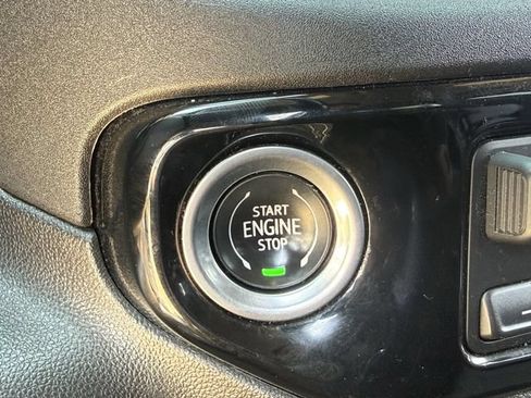 Used 2024 GMC Sierra 1500 Elevation AWD/4WD image 21