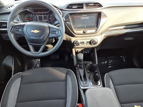 Certified 2023 Chevrolet TrailBlazer LT w/ Convenience Package image 9