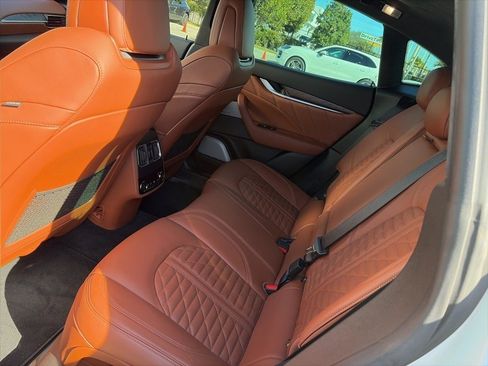 Used 2023 Maserati Levante Modena S image 4