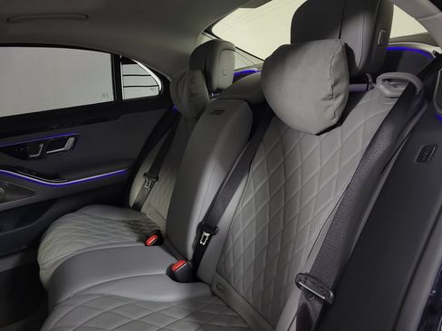 Used 2022 Mercedes-Benz S 580 4MATIC Sedan image 17