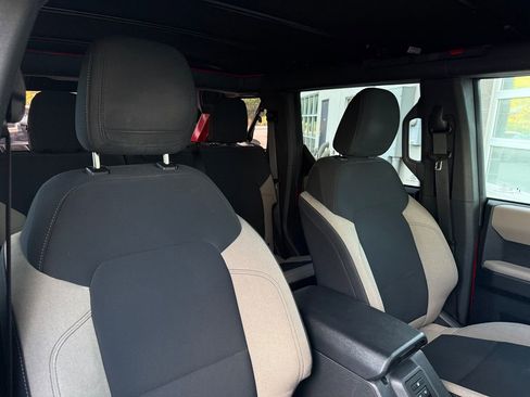 Used 2021 Ford Bronco Big Bend image 21