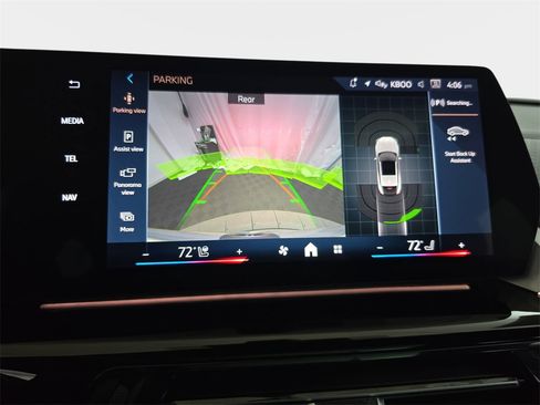 Used 2025 BMW X2 xDrive28i w/ M Sport Package image 25