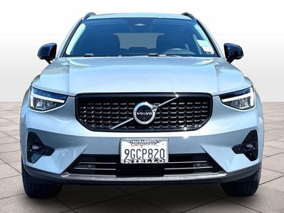 Used 2023 Volvo XC40 B5 Plus w/ Driver Assist Package