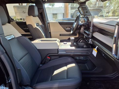 New 2026 GMC Hummer EV 4x4 Crew Cab image 5