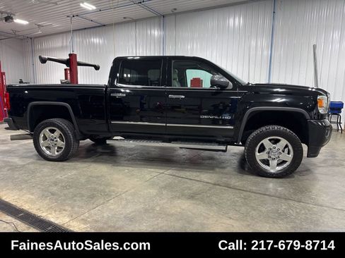 Used 2015 GMC Sierra 2500 Denali w/ Duramax Plus Package image 23
