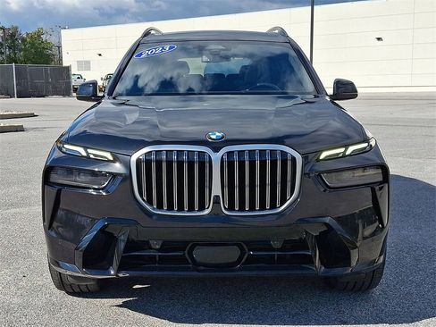 Certified 2023 BMW X7 xDrive40i w/ Executive Package image 6