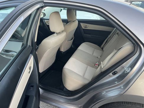 Used 2015 Toyota Corolla LE FWD image 16