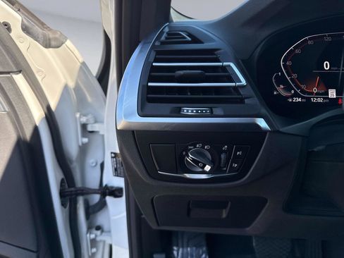 Used 2024 BMW X3 sDrive30i image 36