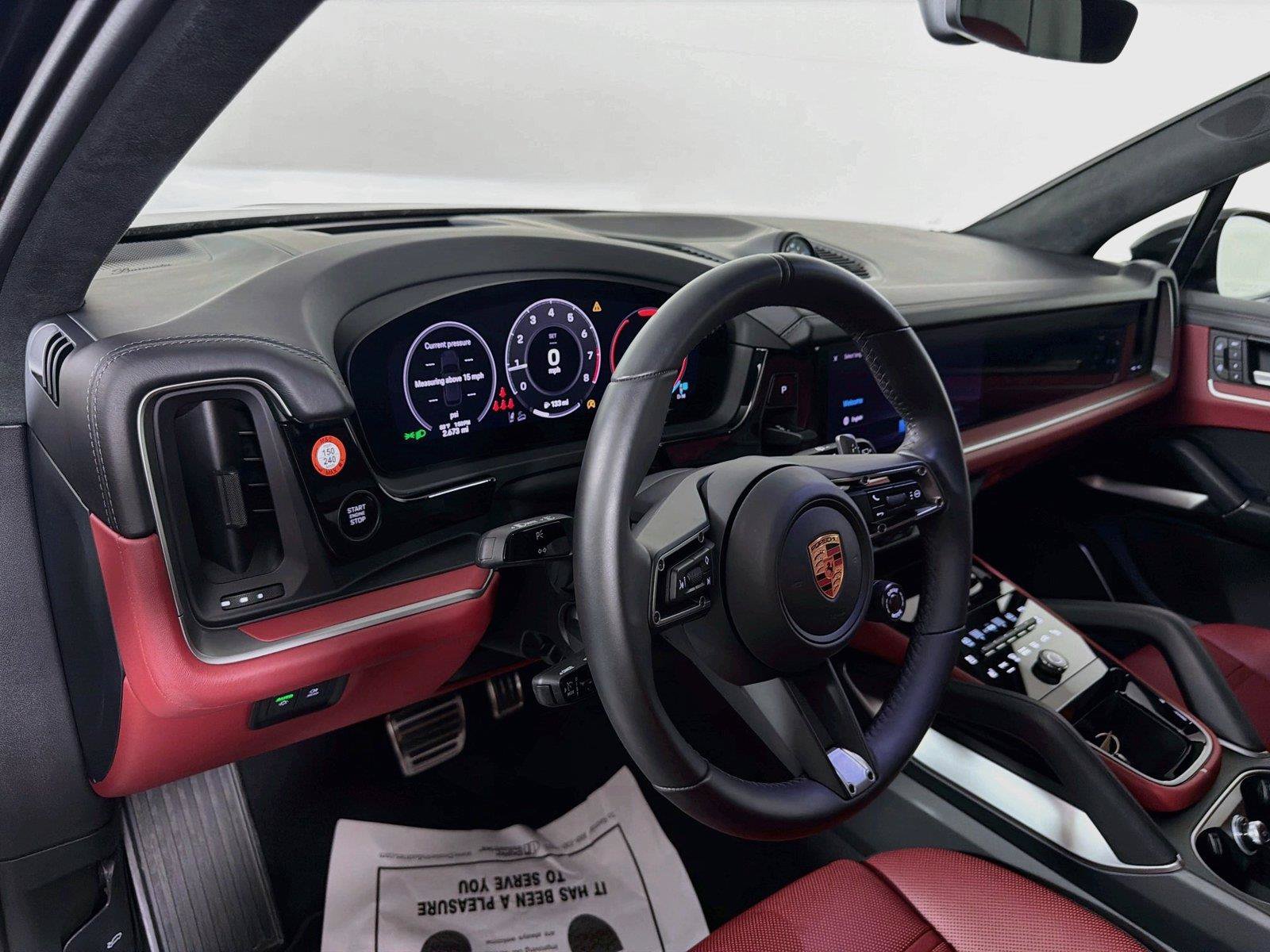 Certified 2026 Porsche Cayenne GTS AWD/4WD image 4