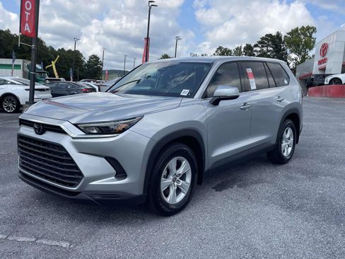 Used 2026 Toyota Grand Highlander AWD Hybrid image 5