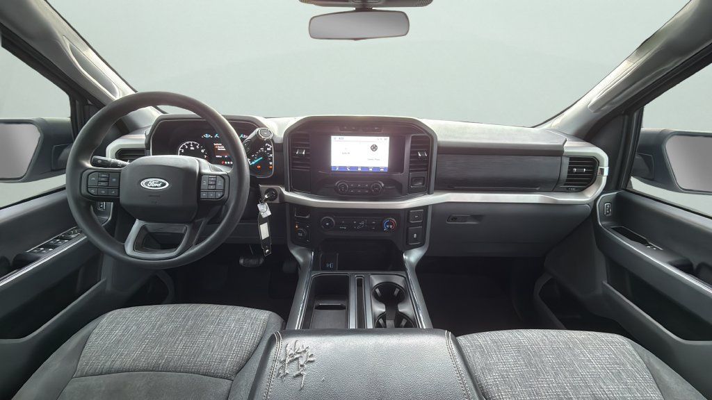 Used 2021 Ford F150 XLT AWD/4WD image 11