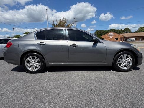 Used 2013 INFINITI G37 x Sedan w/ Premium Pkg AWD/4WD image 7