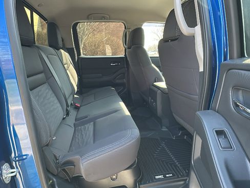 Certified 2024 Nissan Frontier SV w/ SV Convenience Package image 25