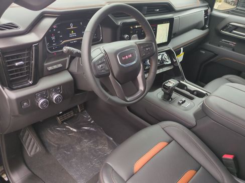 New 2025 GMC Sierra 1500 AT4 w/ Technology Package image 11