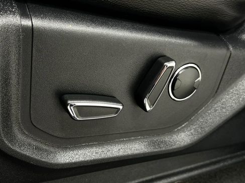 Used 2017 Ford F350 Lariat w/ Lariat Ultimate Package image 19