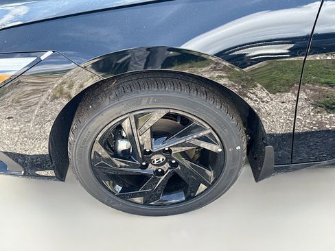 New 2026 Hyundai Elantra Sport FWD image 23