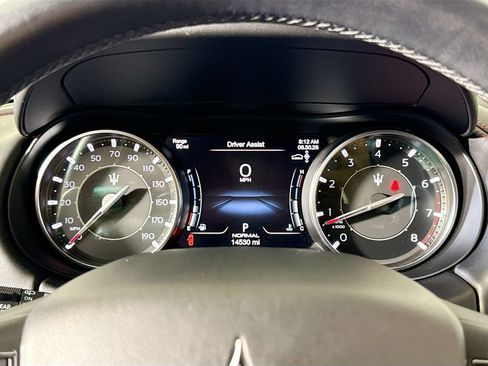 Used 2024 Maserati Levante GT Ultima AWD/4WD image 11