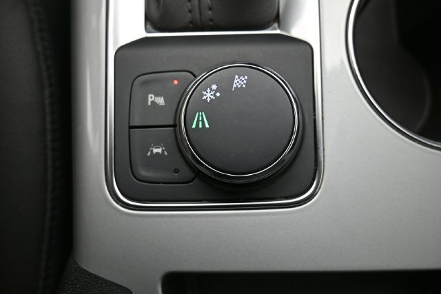 Used 2022 Chevrolet Blazer LT w/ Sound & Technology Package FWD image 28