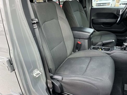 Used 2020 Jeep Wrangler Unlimited Sport image 23