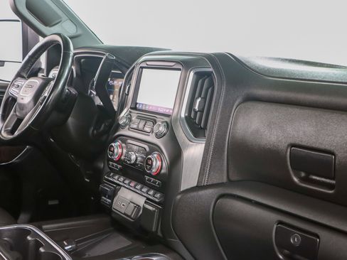 Used 2023 GMC Sierra 2500 Denali w/ Denali Ultimate Package image 30