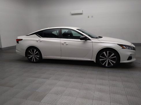 Used 2020 Nissan Altima 2.5 SR image 11