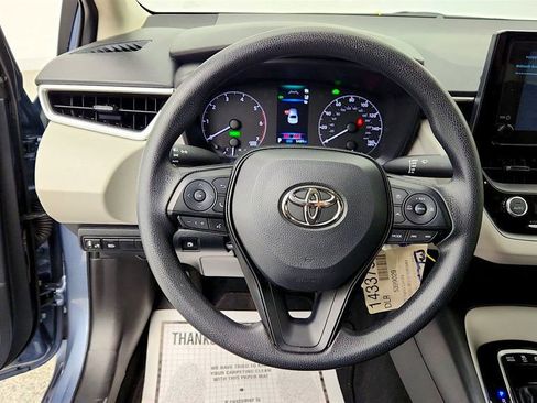 Used 2025 Toyota Corolla LE FWD image 14