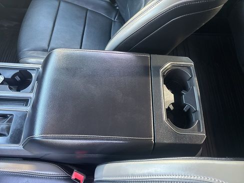 Used 2018 Ford F150 Raptor w/ Equipment Group 802A Luxury image 43