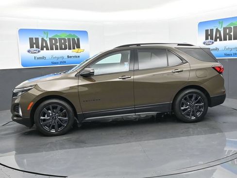Used 2024 Chevrolet Equinox RS FWD image 2
