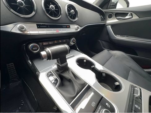 Used 2020 Kia Stinger GT RWD image 45