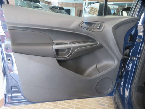Used 2016 Ford Transit Connect XL image 13